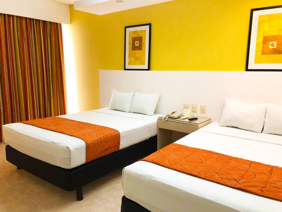 Hotel Los Cocos Четумал Екстериор снимка