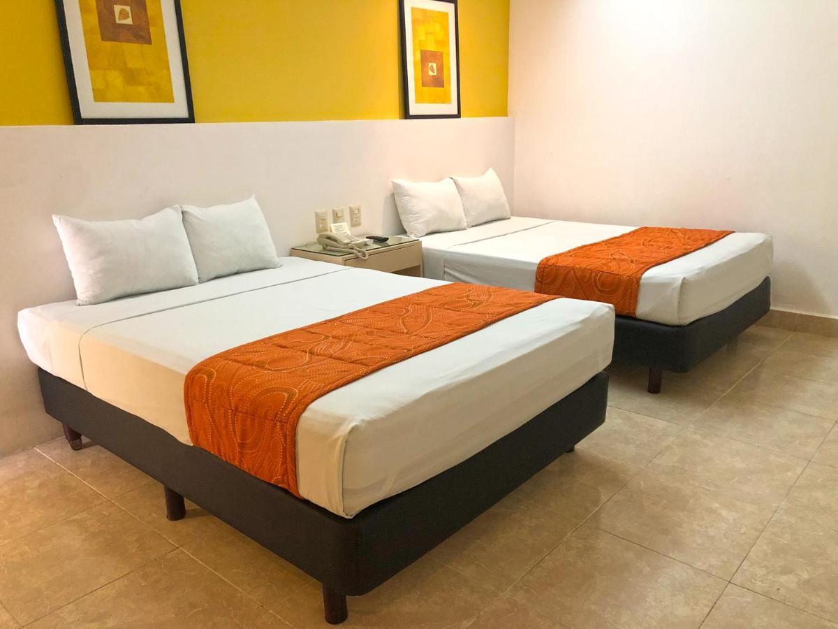 Hotel Los Cocos Четумал Екстериор снимка