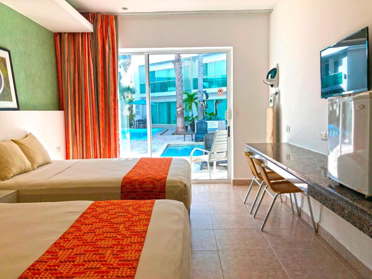 Hotel Los Cocos Четумал Екстериор снимка